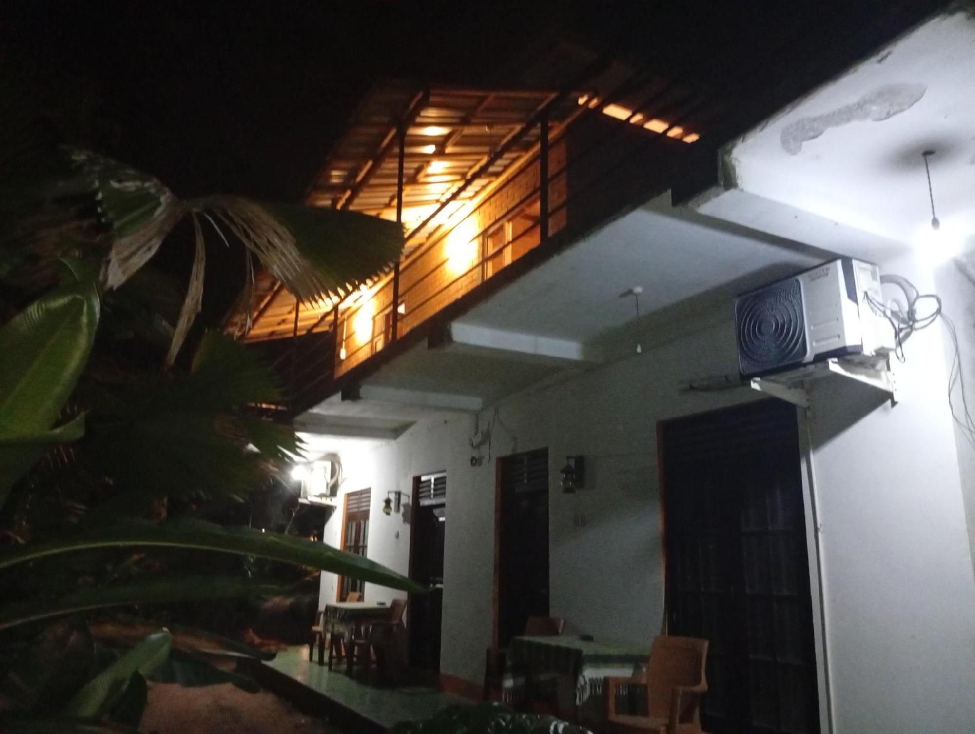 Jungle Guest ,Mirissa Hotel Ngoại thất bức ảnh