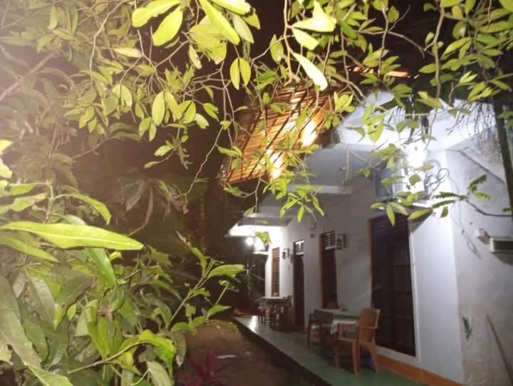 Jungle Guest ,Mirissa Hotel Ngoại thất bức ảnh