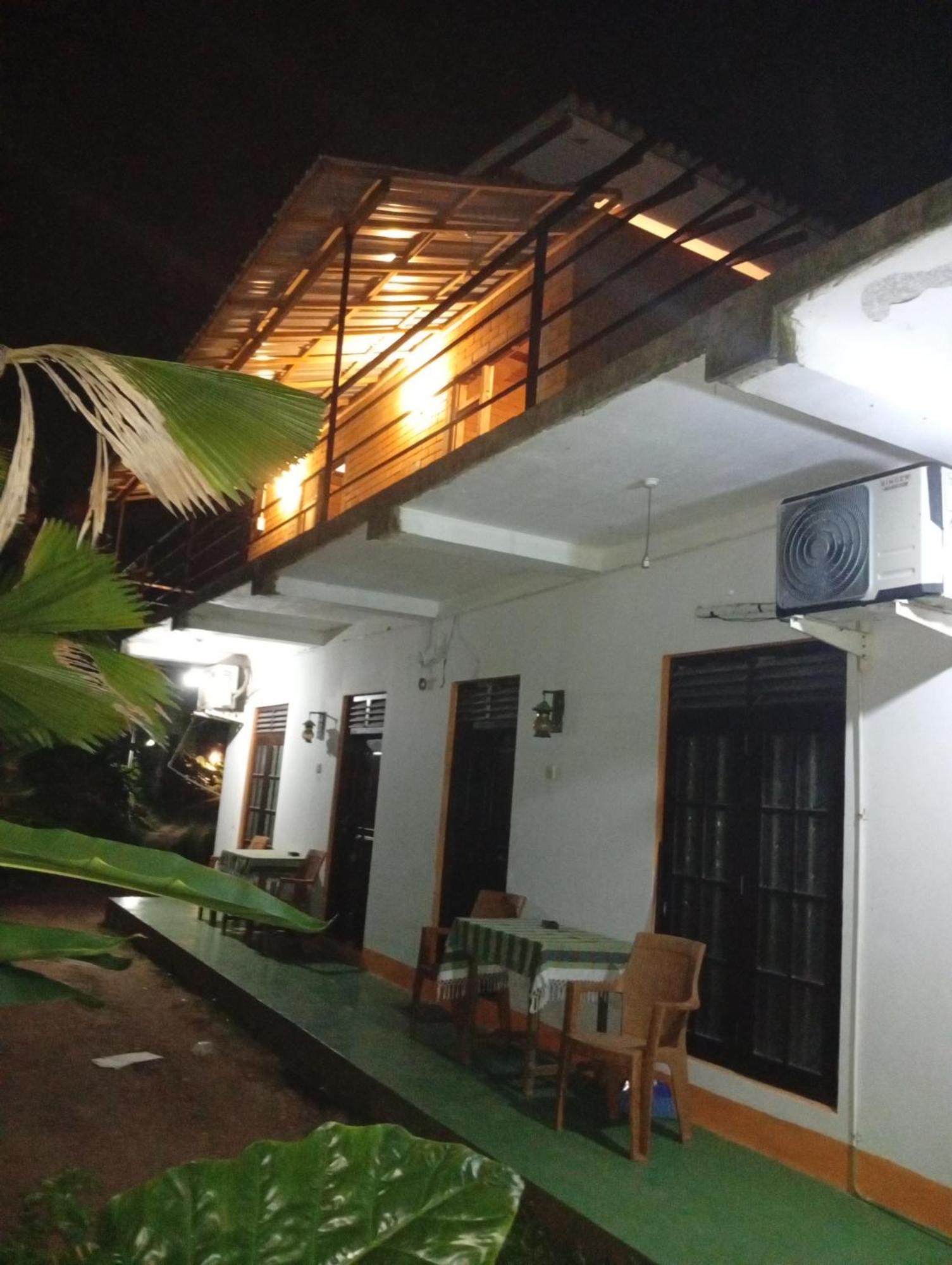 Jungle Guest ,Mirissa Hotel Ngoại thất bức ảnh