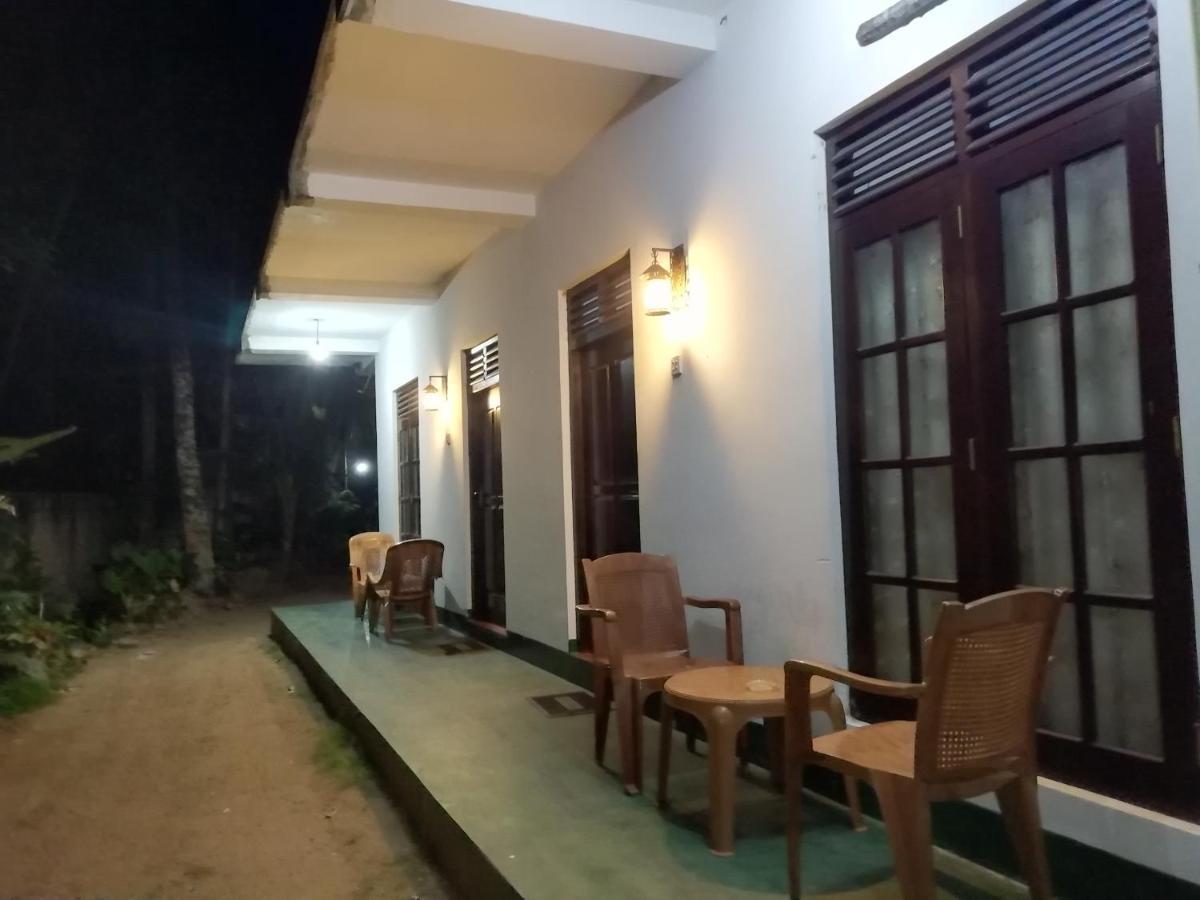 Jungle Guest ,Mirissa Hotel Ngoại thất bức ảnh